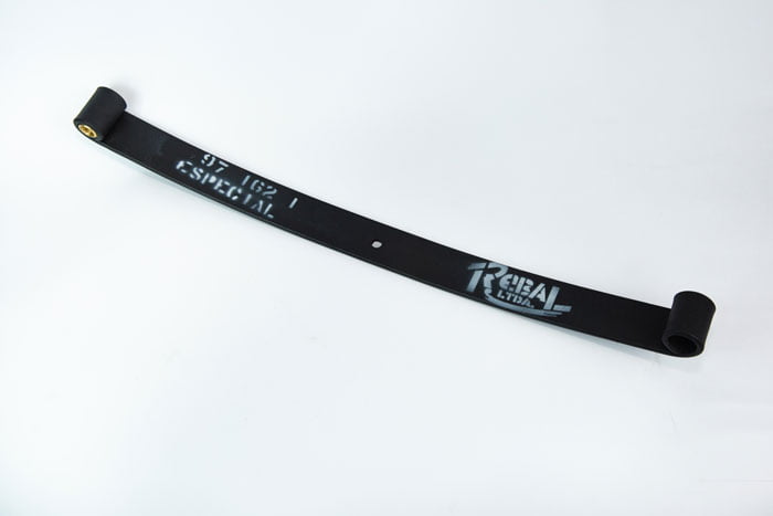 Hoja de resorte tipo ballesta